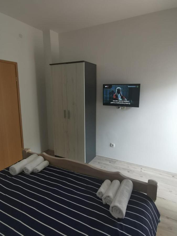 Family Apartment Kornić Exterior foto